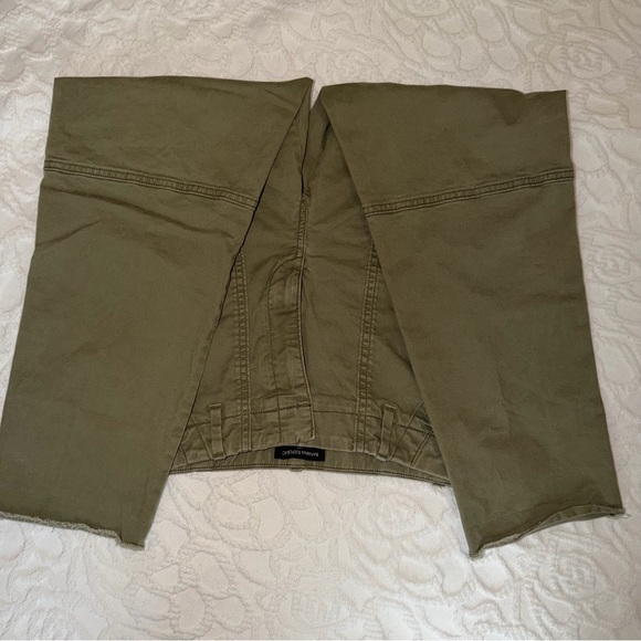 Banana Republic Girlfriend Fit Authentic Chino Petite Ankle Pants - Picture 4 of 11